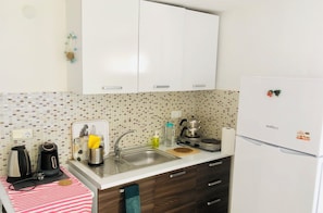 Microwave, oven