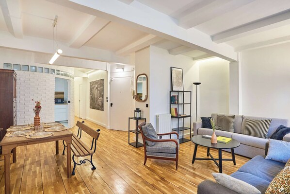 Apartment | Living area