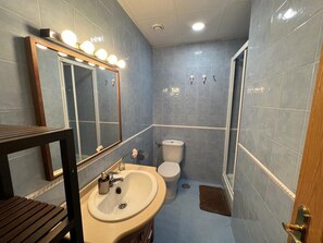 Salle de bain commune