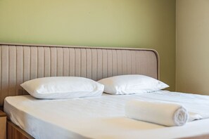 2 bedrooms - Bright Comfy 2BR Apartment by the Adriatic (Durrës)