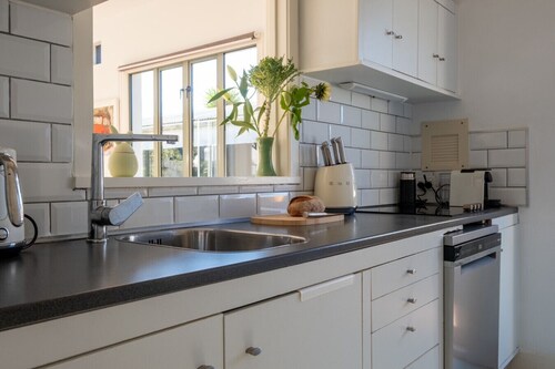 Stoked on Sumner Seaside Retreat