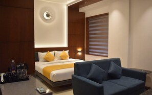 Premium Double or Twin Room | Minibar, desk, blackout drapes, iron/ironing board
