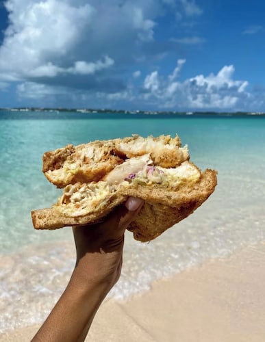 1 Bedroom - 5 mins from city of Hamilton