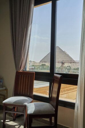 Deluxe Room, Mountain View | Free WiFi