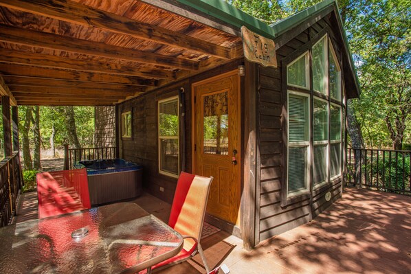 Cabane, 1 chambre | Restauration extérieure