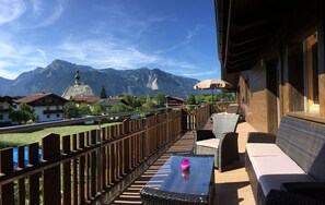 Premium-Penthouse, Bergblick | Terrasse/Patio