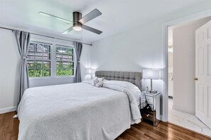 3 habitaciones, escritorio, tabla de planchar con plancha y wifi gratis 