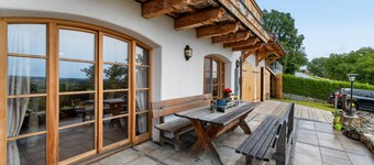 Apartment 'Walcher Alm' with Lake View, Shared Terrace and Wi-Fi