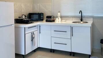 Micro-ondes, plaque de cuisson