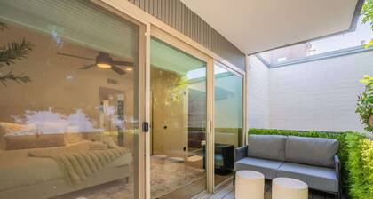 Old Town Living • Walk to Dining, Bars & Fun