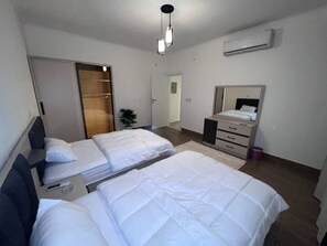 3 soverom, strykejern/-brett, wi-fi og sengetøy