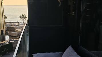 Apartment, 1 Bedroom, Smoking, Balcony | Balcony
