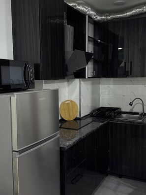 Apartment, 1 Bedroom, Accessible, Smoking | Interior