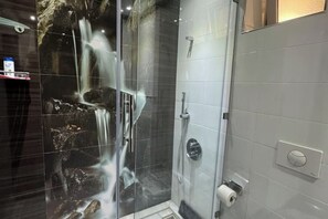 Shower - Tangier Touch (Tangier-Tétouan-Al Hoceima)