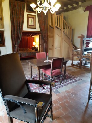 Dining - Live the life of a chateau in the middle of the Loire castles, near Beauval (Chémery)