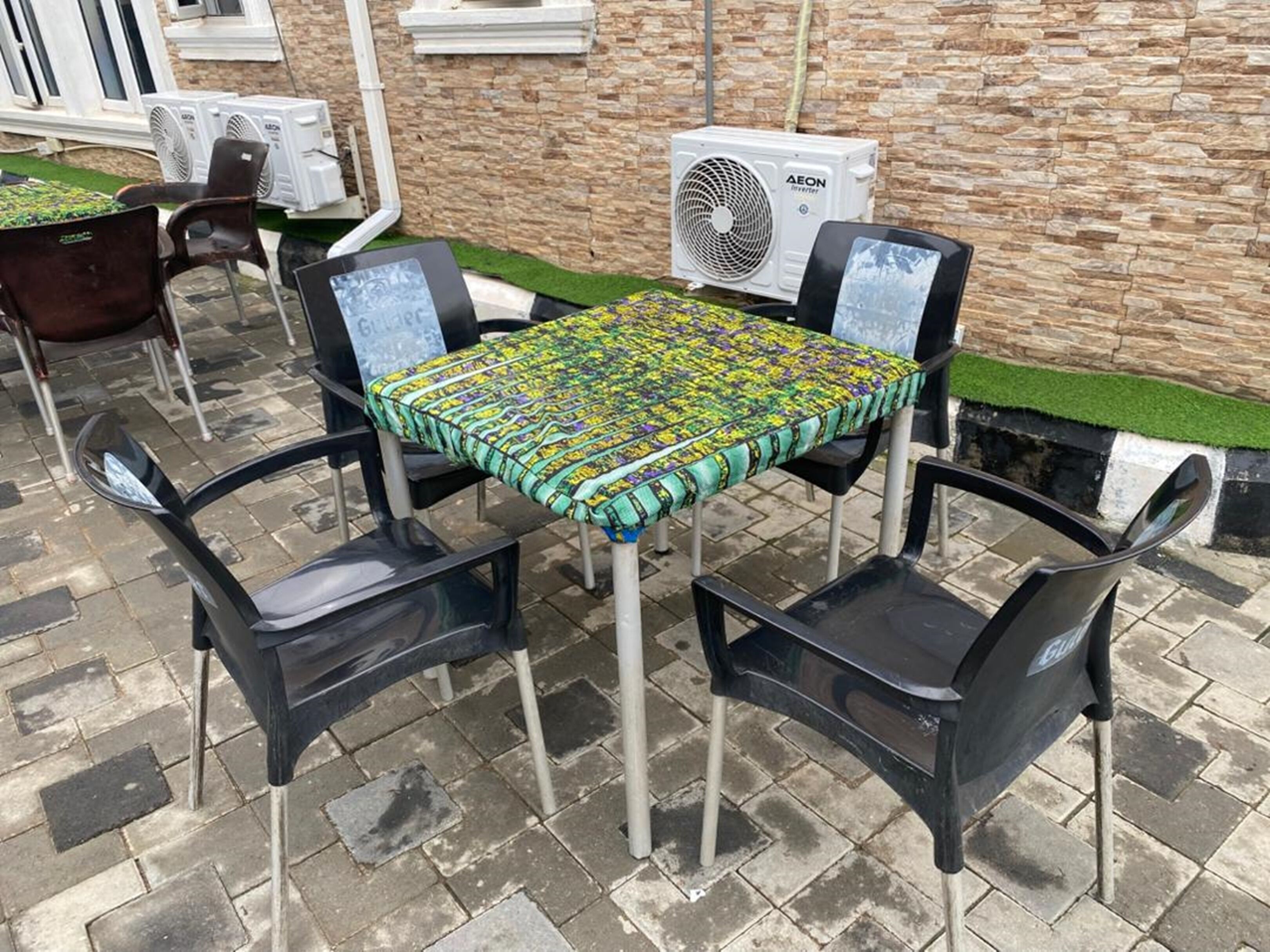 المنشأة من الخارج