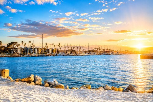 Walk To Beach, Surfing, Mins 2 Restaurants & Shops