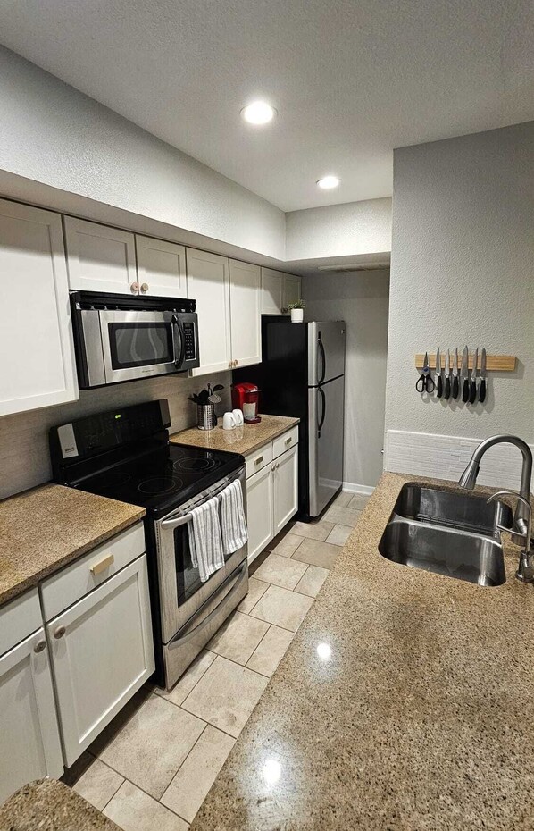 Microwave, oven, stovetop, dishwasher