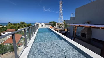 Piscina interna, piscina externa