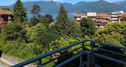 Lake & Montains View Studio, 1 Hour from Stresa with Free Parking