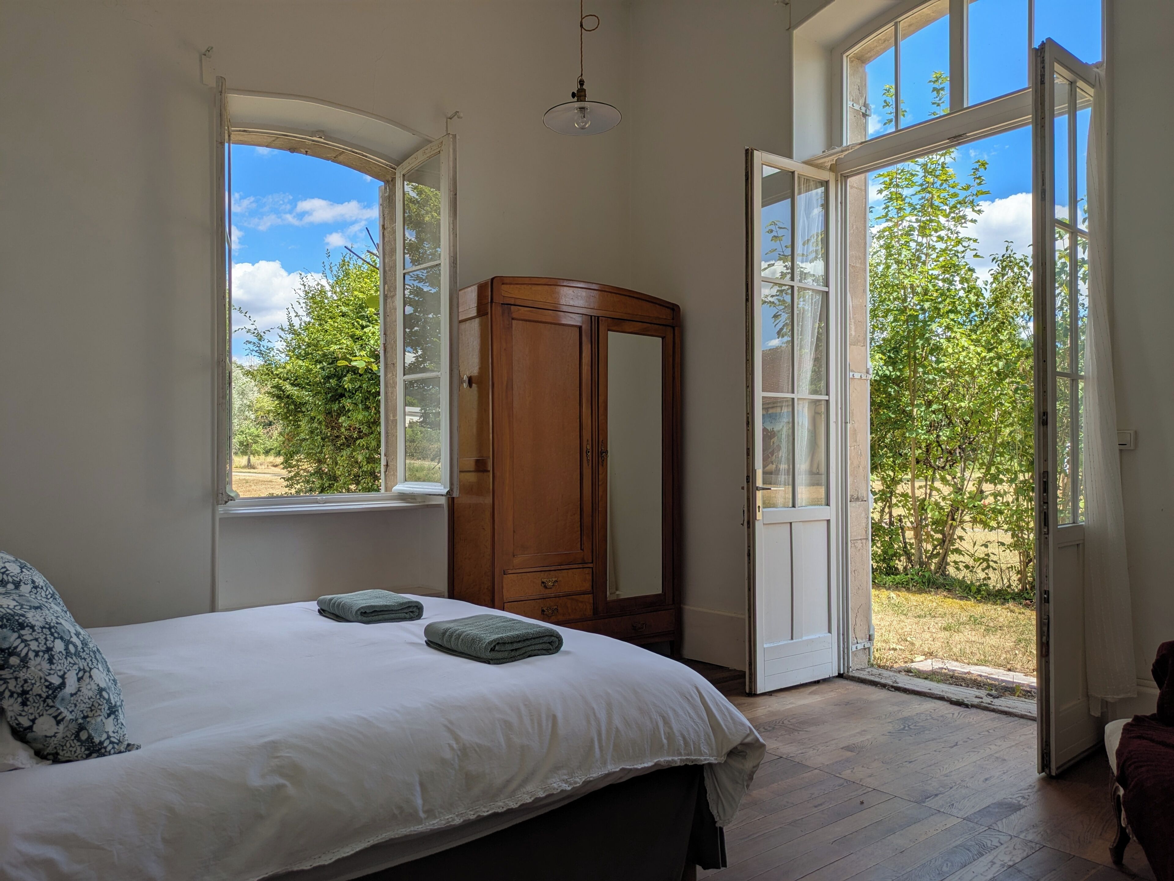 2 habitaciones, wifi gratis y ropa de cama 