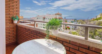 Living Sol - Centric Urban Room 1