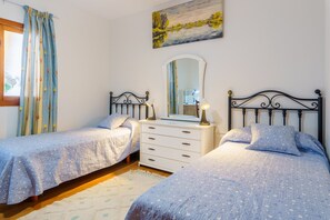 1 Schlafzimmer, Bügeleisen/Bügelbrett, kostenloses WLAN, Bettwäsche