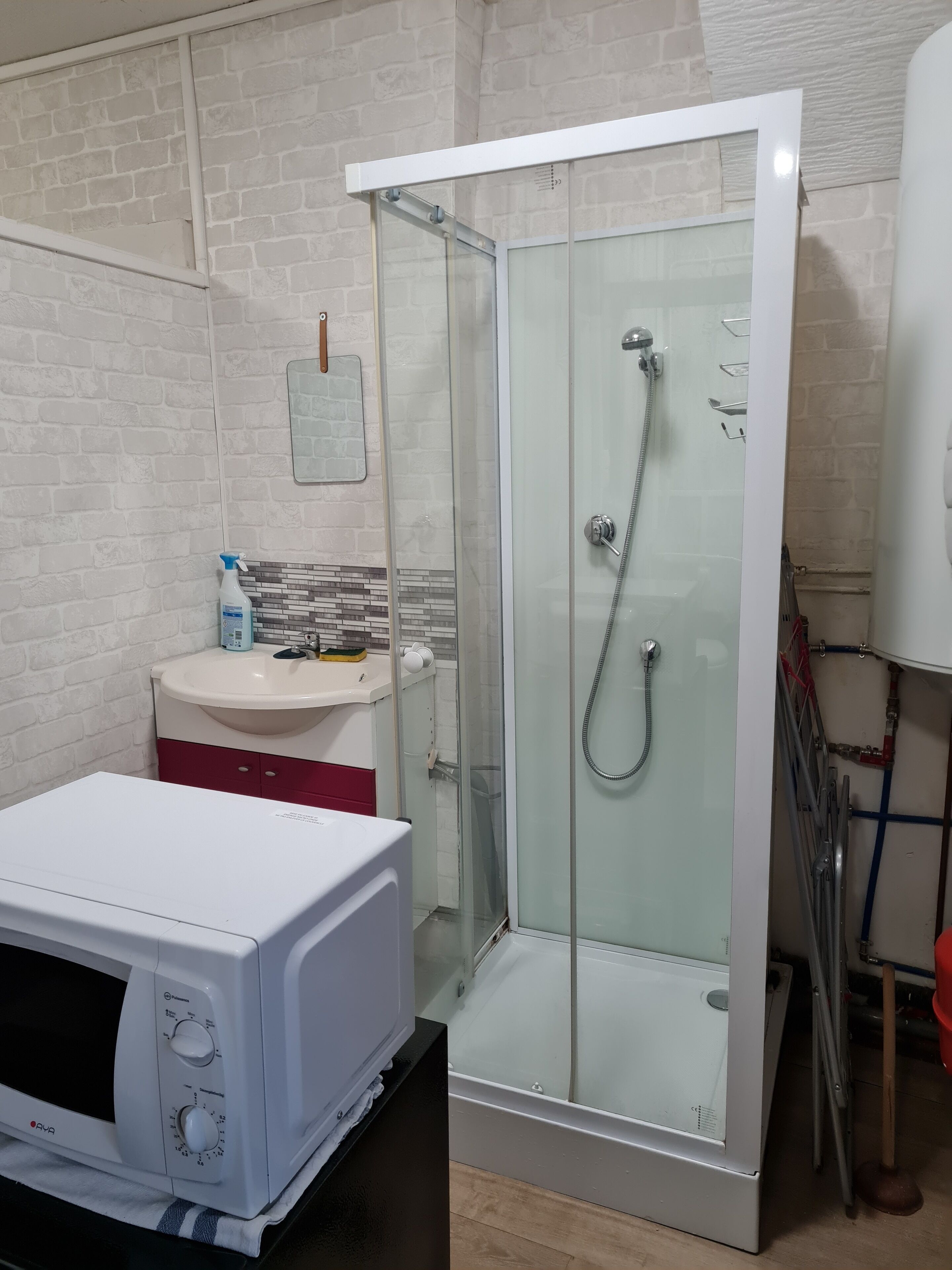 Shower, soap, toilet paper