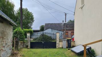 Enceinte de l’hébergement