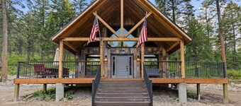 Bearly Behavin' - A-Frame Living w/ Forest Views