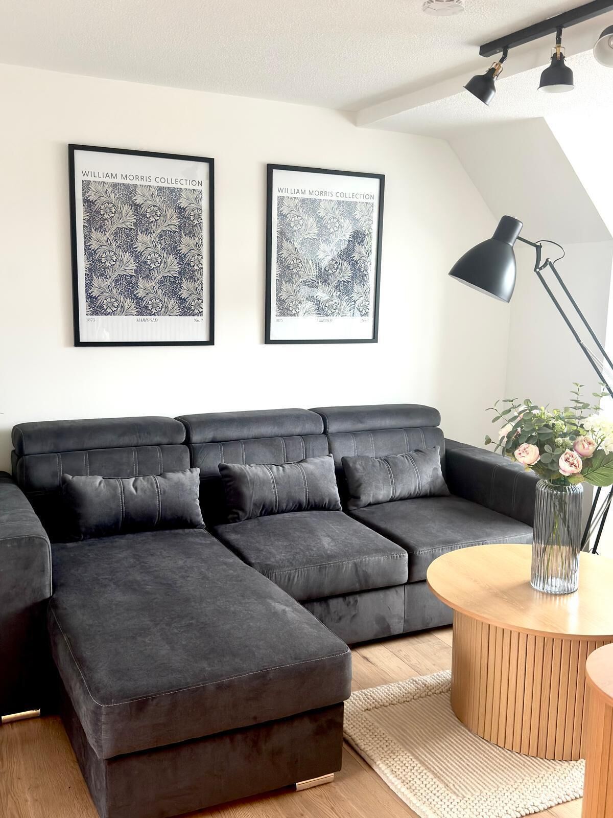 Modern Almondvale Apartment - Linlithgow Palace