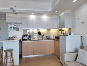 Appart'hôtel, 1 chambre, accessible aux personnes à mobilité réduite, balcon | Intérieur