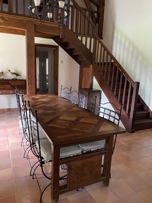 Dining - House 160 m2 on 6000 m2, sleeps 12 Private garden + shared swimming pool (Espinas)