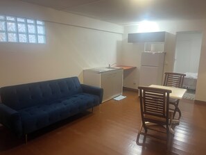 Living area - Apartment Amaryllis (500 m from the Pointe Marin BEACH) (Sainte-Anne)