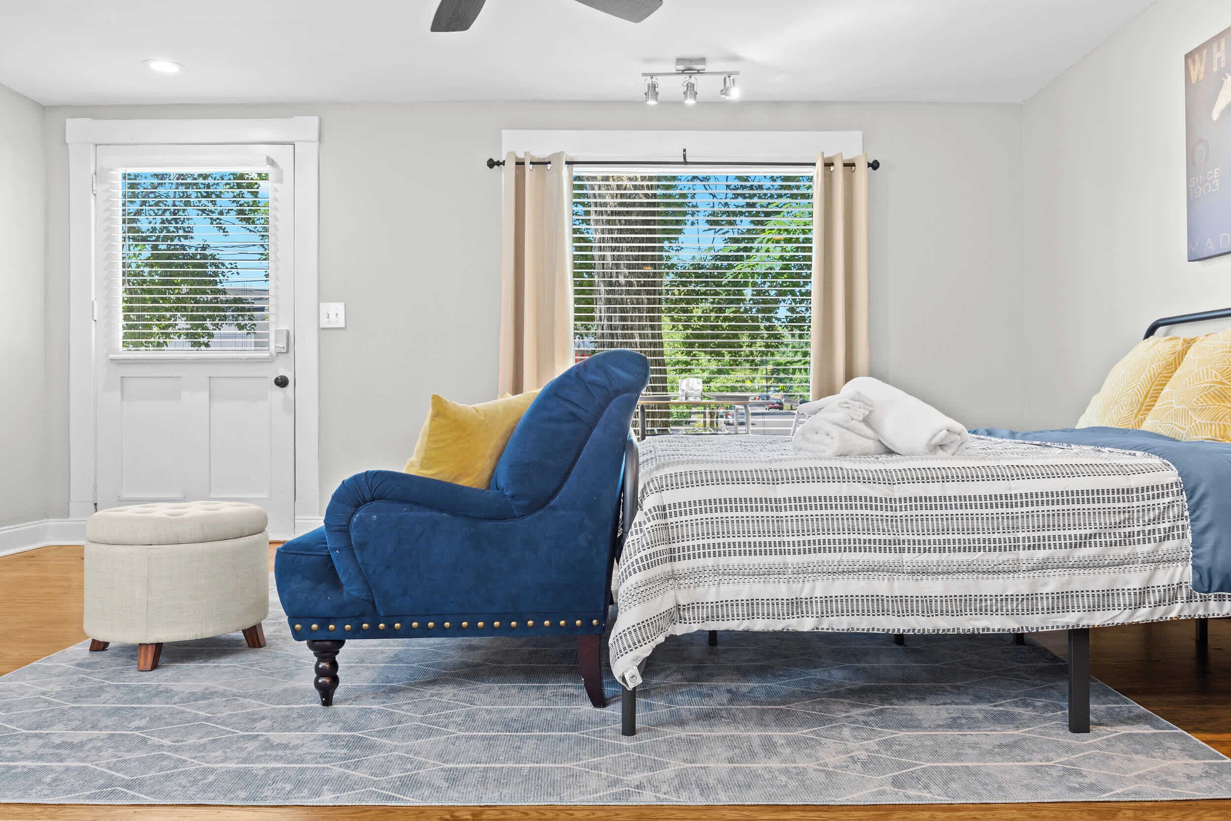 1 soverom, skrivebord, strykejern/-brett og wi-fi