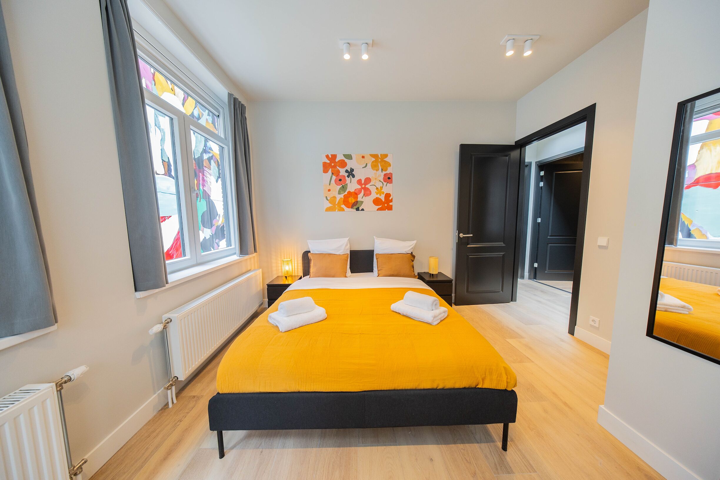 3 bedrooms, iron/ironing board, bed sheets