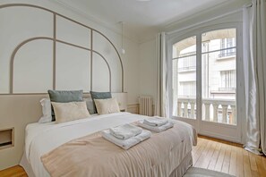 Deluxe Double Room | In-room safe, iron/ironing board, free WiFi