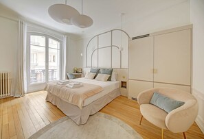 Articles gratuits dans le mini-bar, coffres-forts dans les chambres