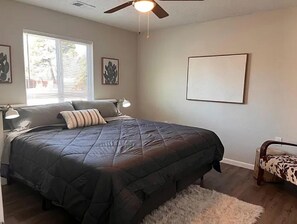 3 bedrooms, iron/ironing board, bed sheets