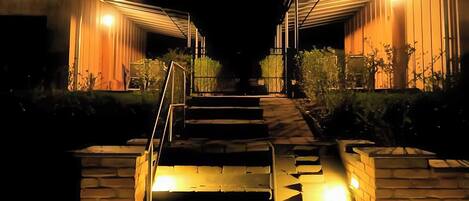 المنشأة من الخارج