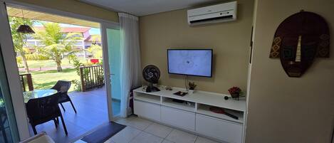 コンフォート アパートメント コートヤードビュー | リビング エリア