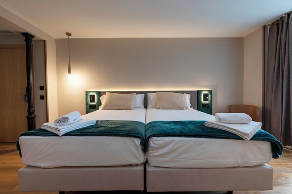 Deluxe Double Room | Free WiFi