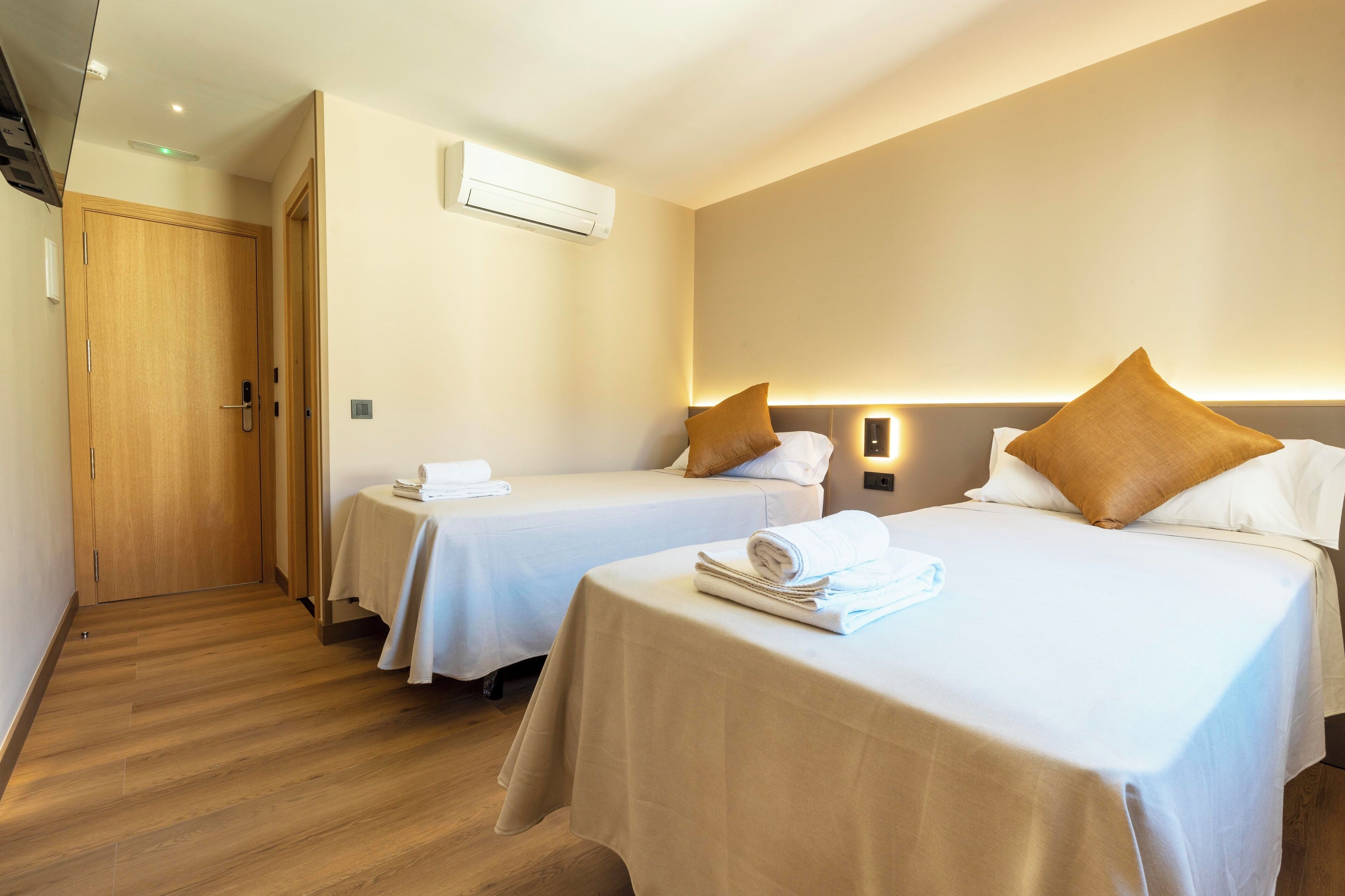 Standard Double or Twin Room | Free WiFi