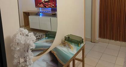 Cozy and secure 1-bedroom apartment in Juja with WiFi and good views