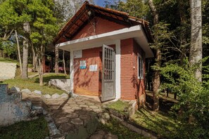 하우스, 흡연 | 4 개의 침실