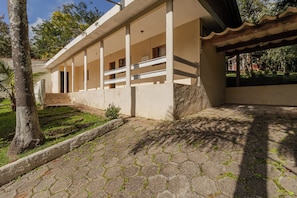 House, Smoking