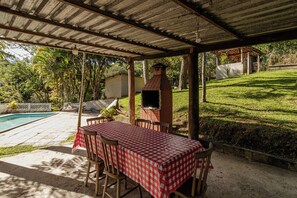 House, Smoking | 4 bedrooms - Ch Cara c Wifi Churrasq Pisc Lazer pet Friendly (Suzano)