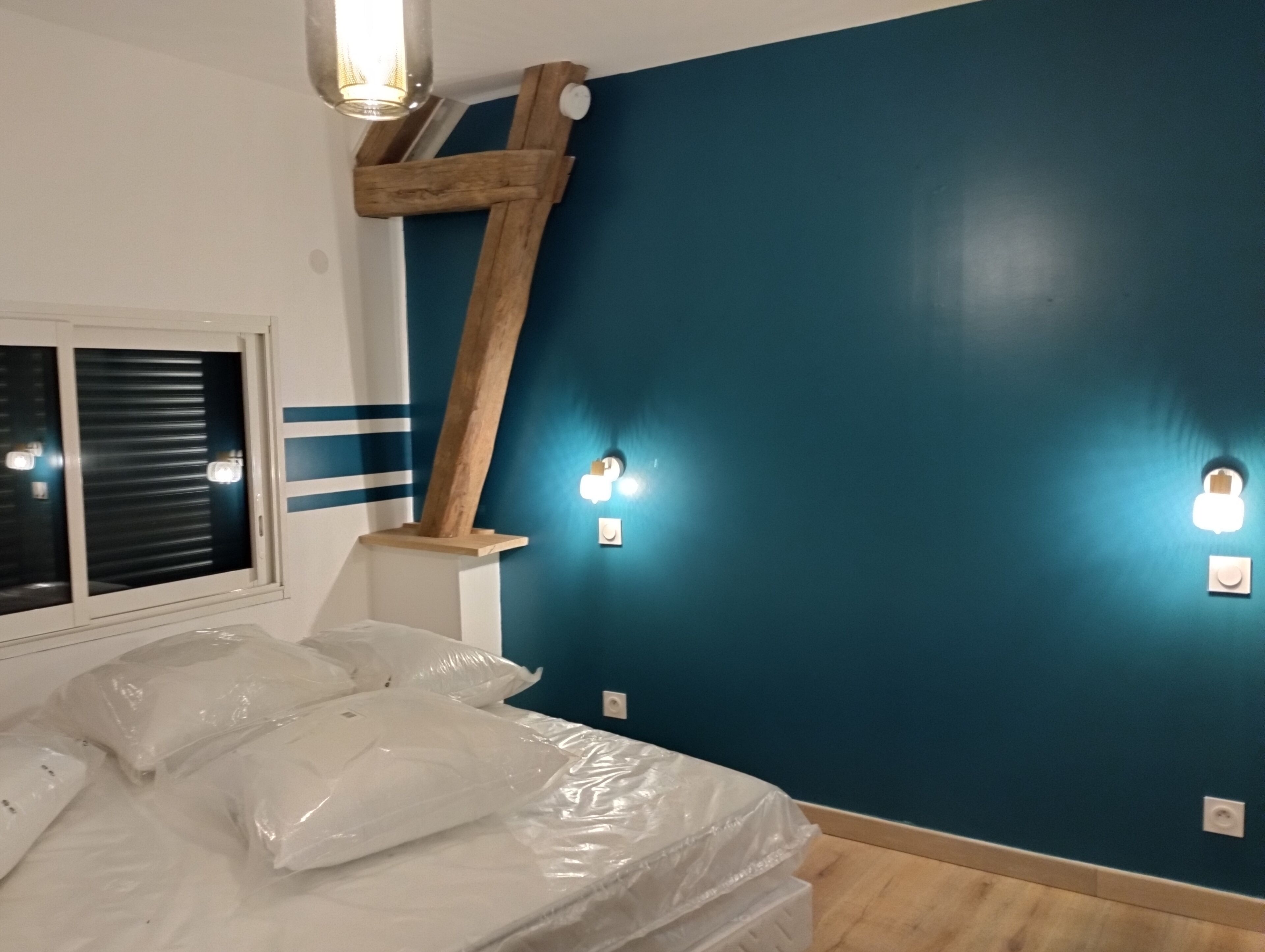 3 chambres, fer et planche à repasser, Wi-Fi, draps fournis