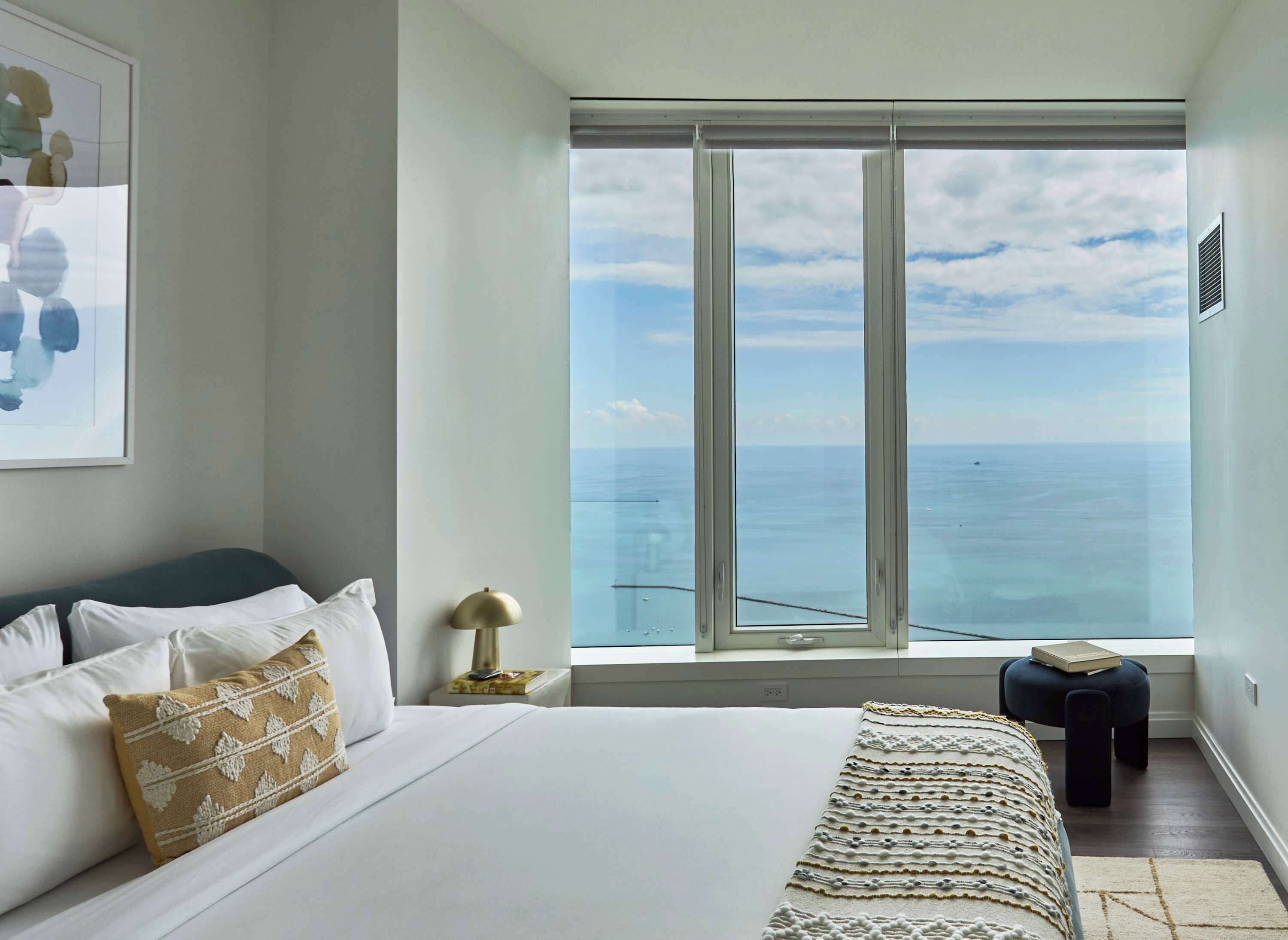 2 bedrooms, desk, iron/ironing board, travel crib