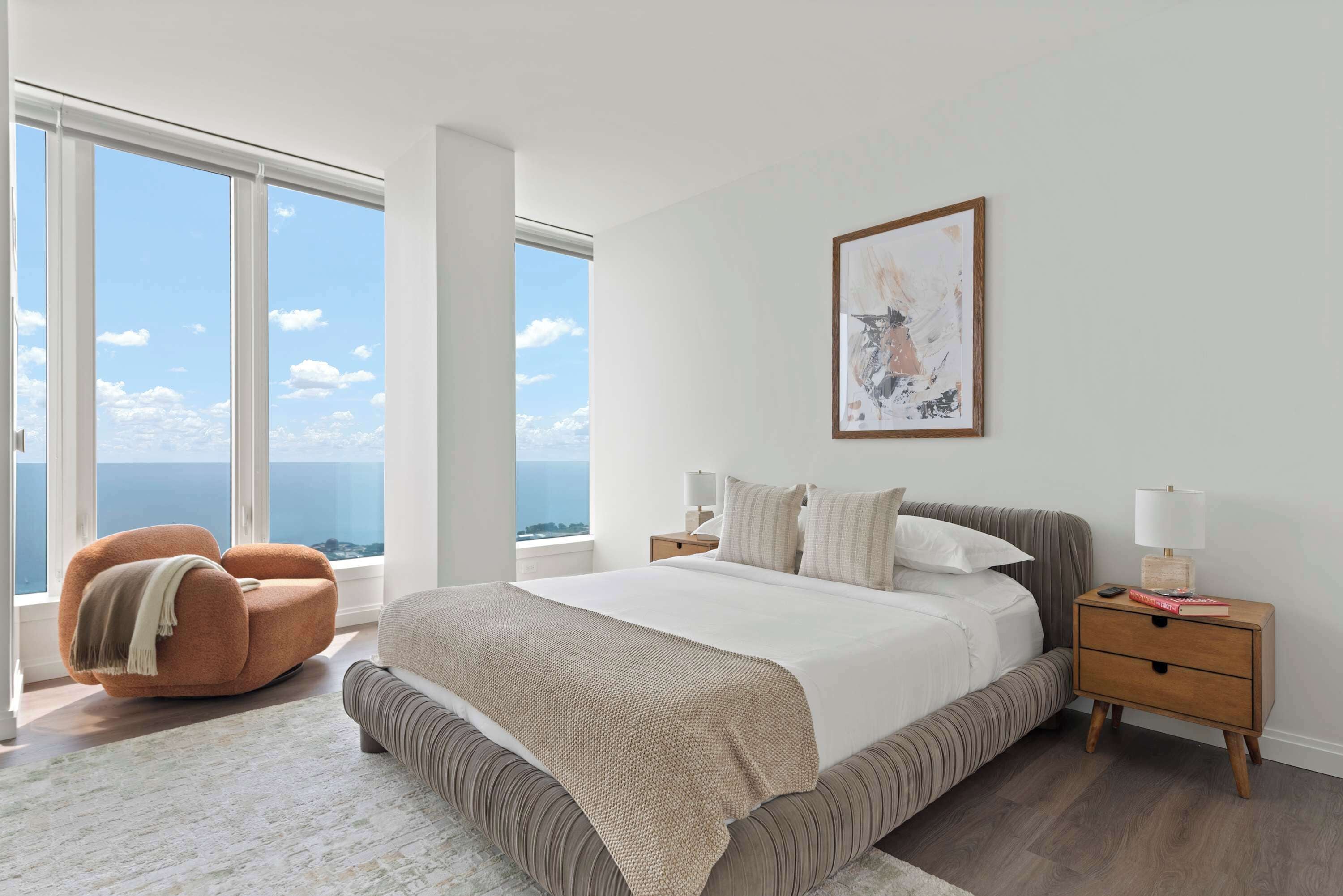 2 Schlafzimmer, Schreibtisch, Bügeleisen/Bügelbrett, Reisekinderbett